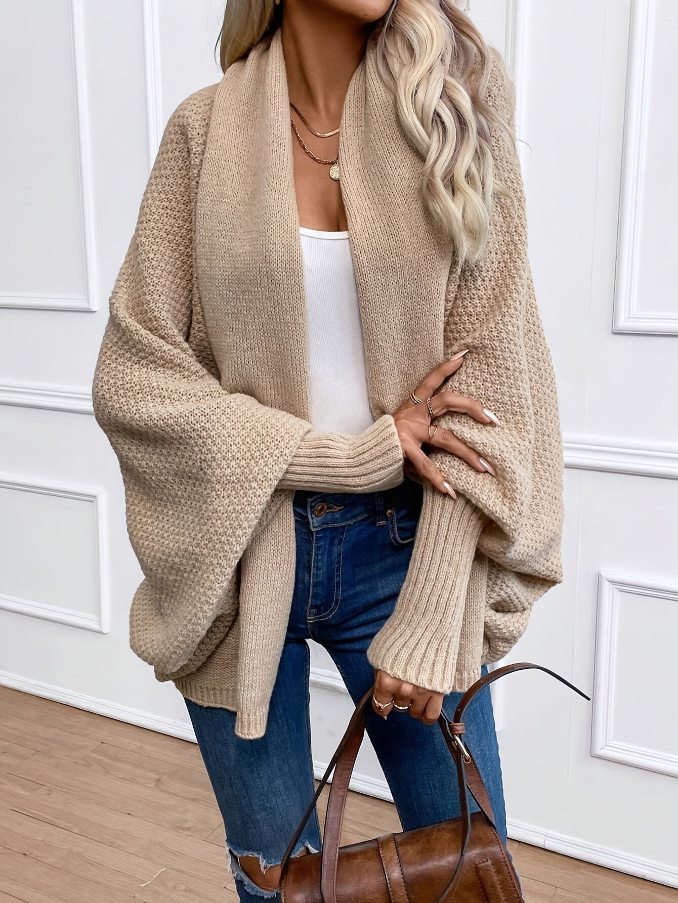 Elegante langärmelige Strickjacke aus Kaschmir für Frauen - perfekt für den Winter