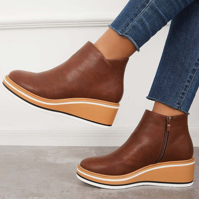 Botins de mulher com fecho e plataforma