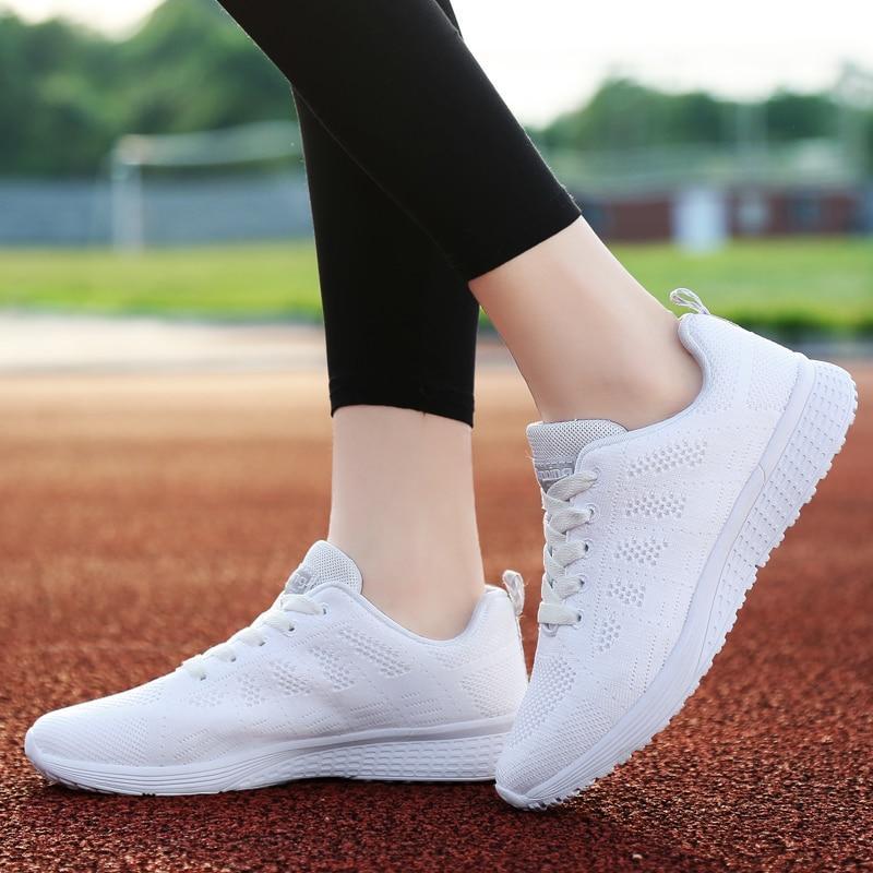 Sapatos de caminhada femininos