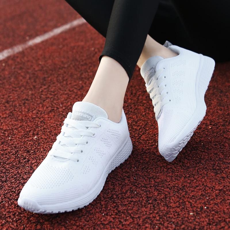 Sapatos de caminhada femininos