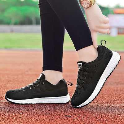 Sapatos de caminhada femininos