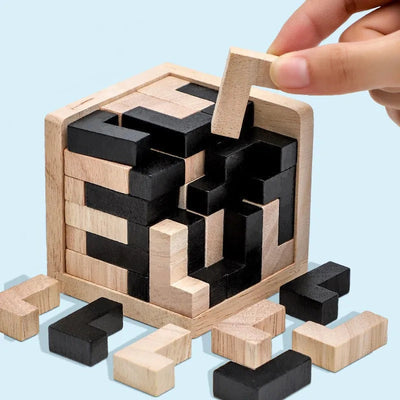54 piezas de un complicado puzzle de madera