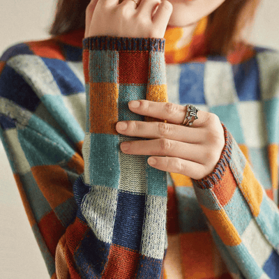 Suave jersey de caxemira de gola alta | Design elegante patchwork