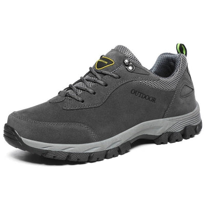 Bota de montaña impermeable trabajo y trekking gris
