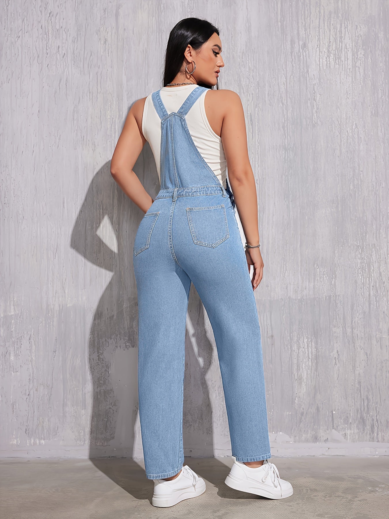Kristine | Corte reto de macaco de cowboy azul claro