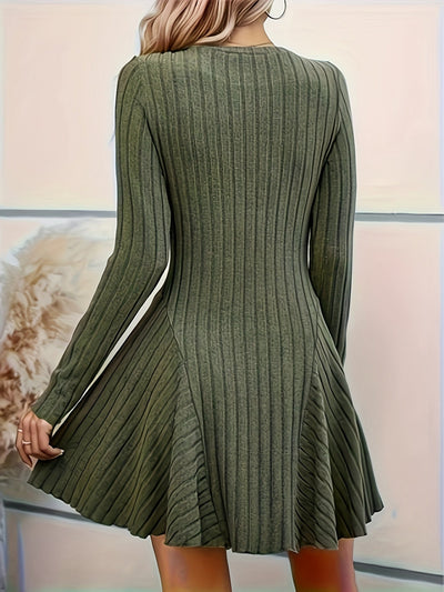 Vestido elegante e suspenso no canal feminino | Ideal para qualquer ocasião