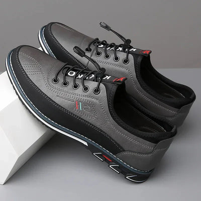 Sapatos de couro veganas casuais feitos à mão