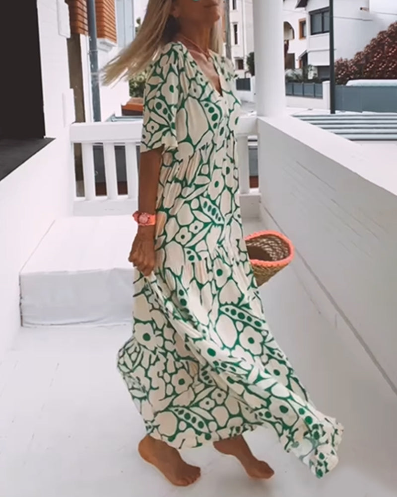 Amélie bedrucktes Kleid mit V-Ausschnitt - elegant und luftig für jeden Anlass