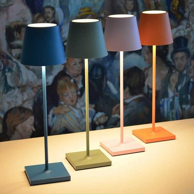 Lâmpada de mesa de LED à prova d'água com Alexa: design minimalista e controle de voz
