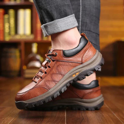 Sapatos ortopédicos de couro para homem para uso em exteriores
