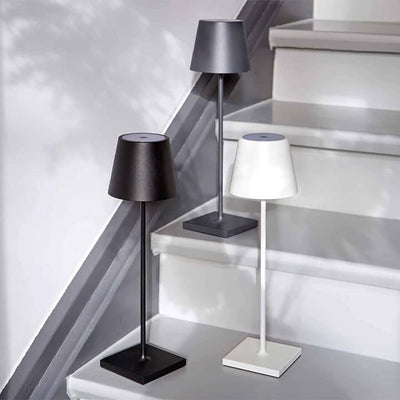 Lâmpada de mesa de LED à prova d'água com Alexa: design minimalista e controle de voz