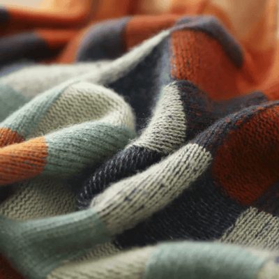 Suave jersey de caxemira de gola alta | Design elegante patchwork