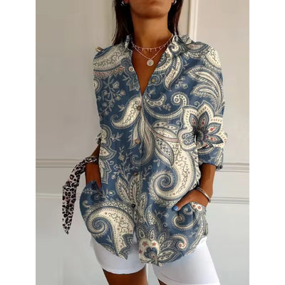 Blusa floral com botões femininos