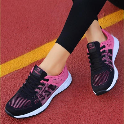 Sapatos de caminhada femininos