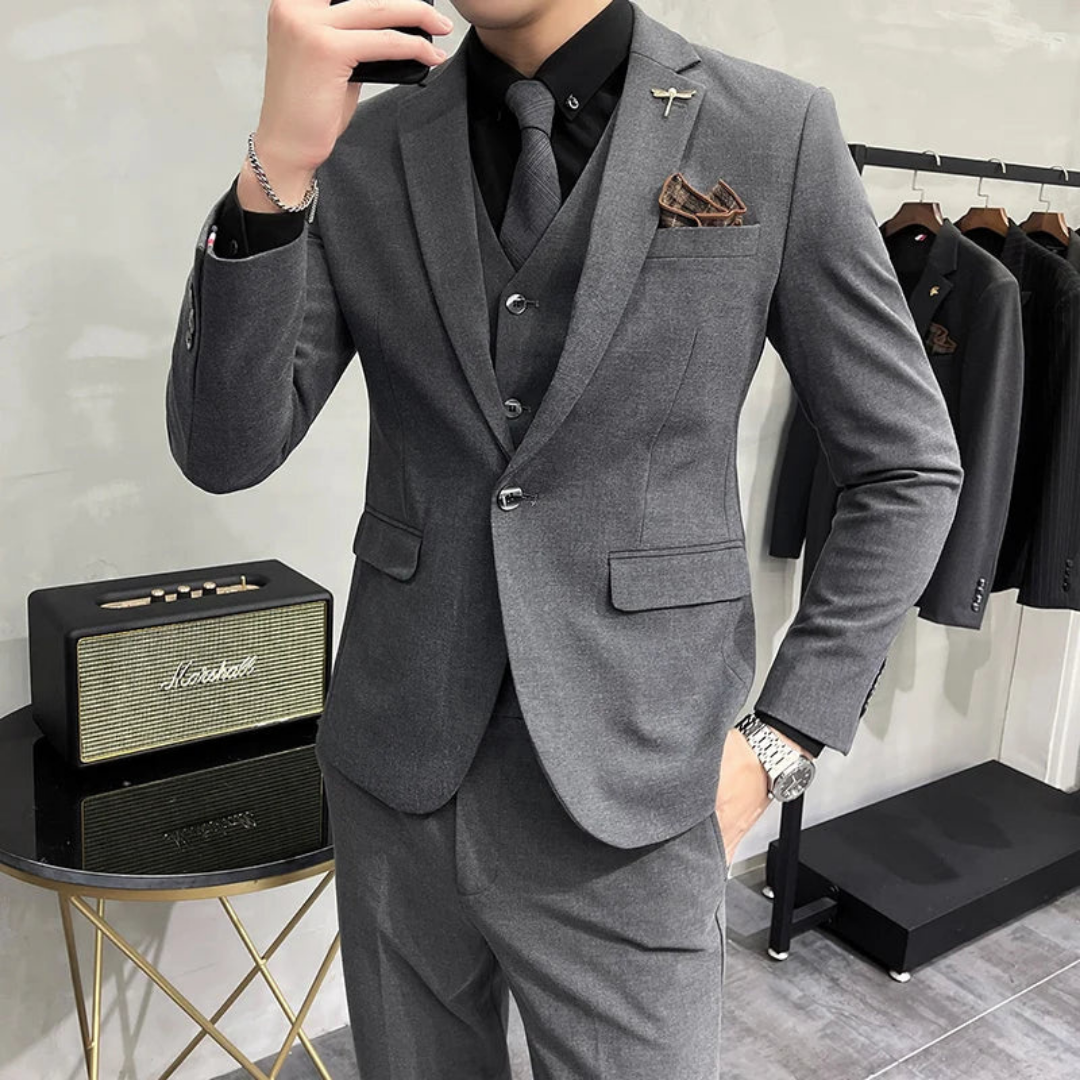 Conjunto de três peças finas adequadas para homens | Formal
