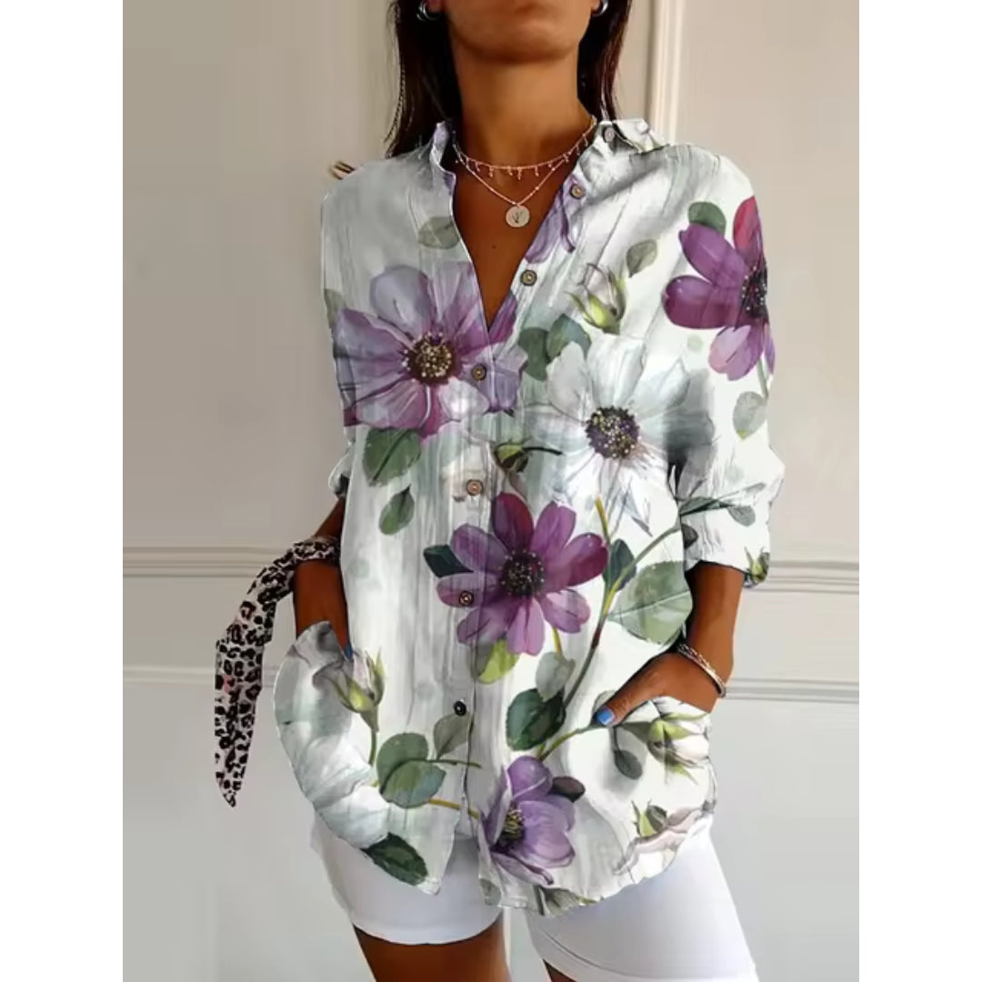 Blusa floral com botões femininos