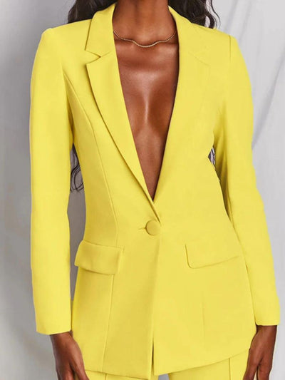 Traje clásico de mujer