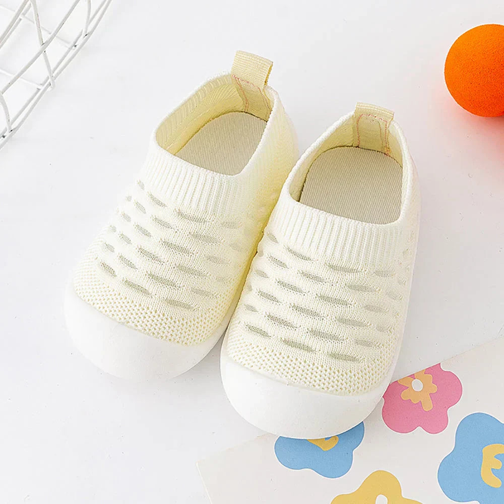 Baby non -slip grid shoes