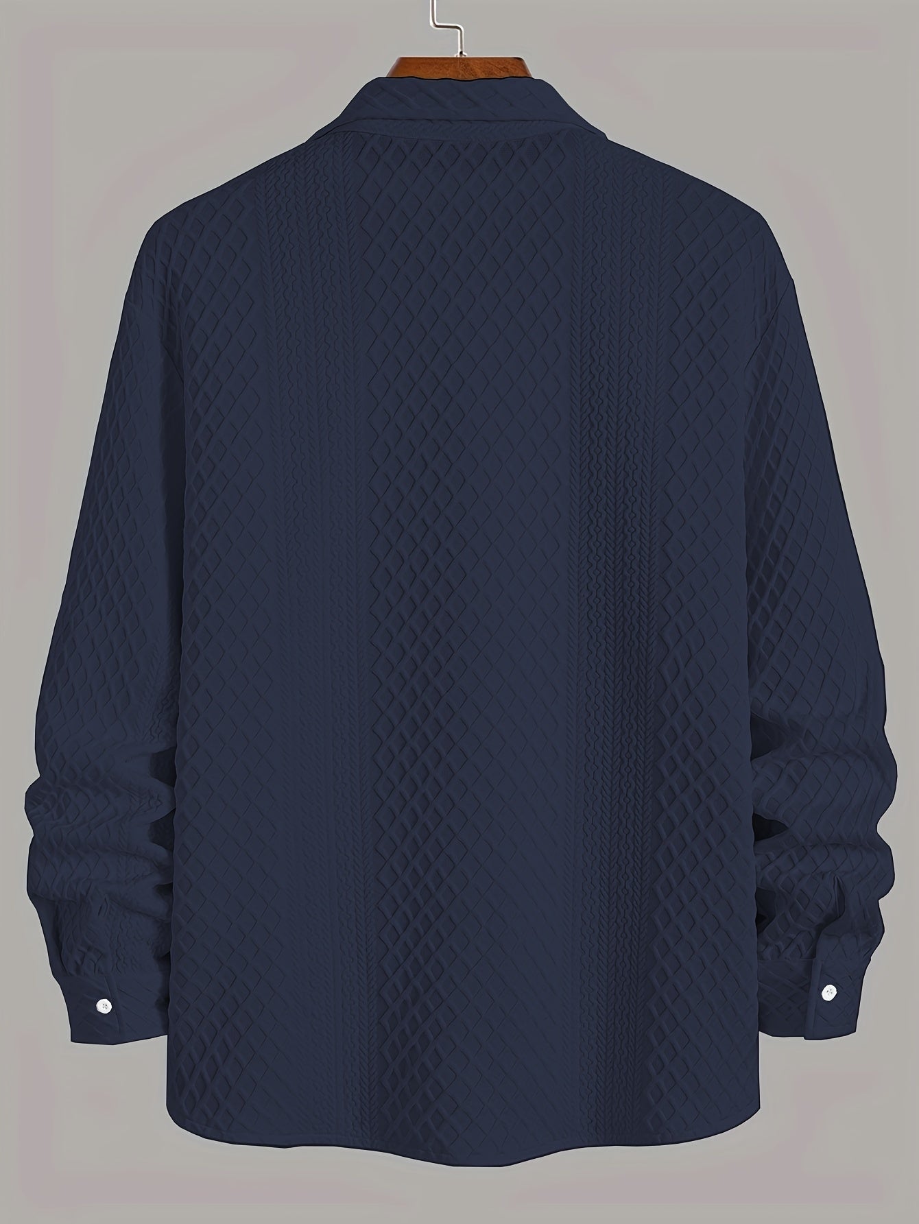 Camisa de homem de malha elástica: conforto moderno com um toque clássico