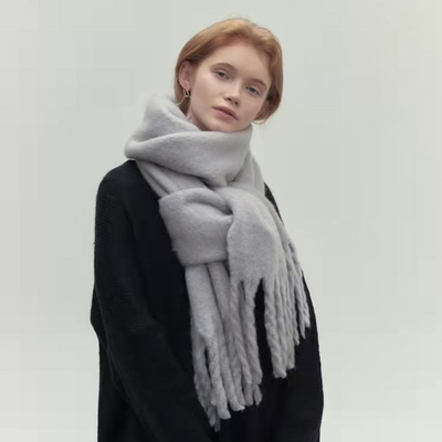Écharpe femme avec pompon