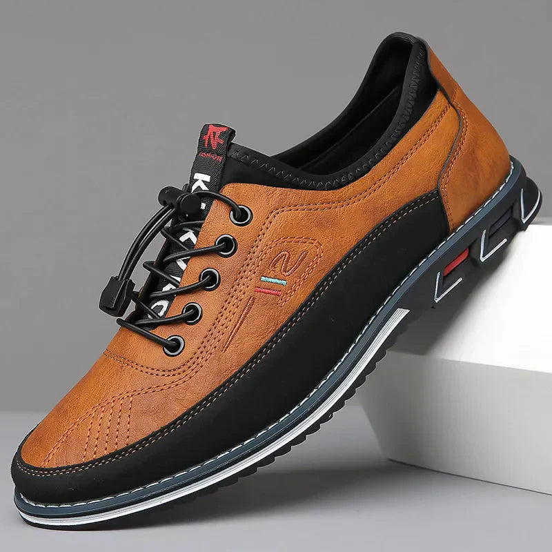 Sapatos de couro veganas casuais feitos à mão