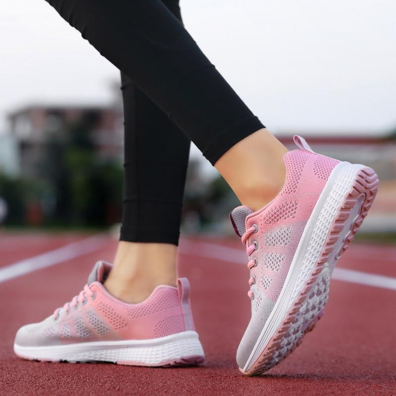 Sapatos de caminhada femininos