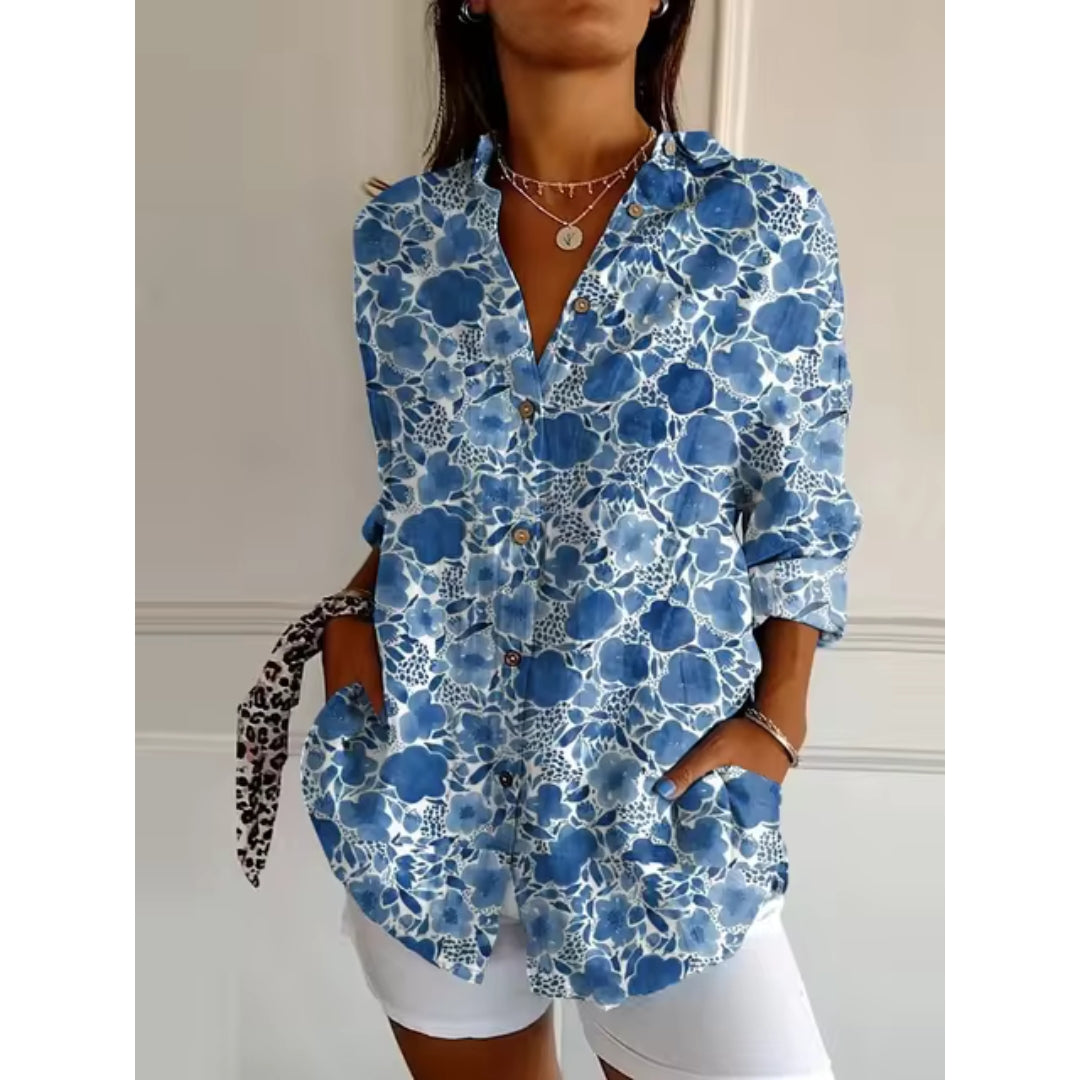 Blusa floral com botões femininos