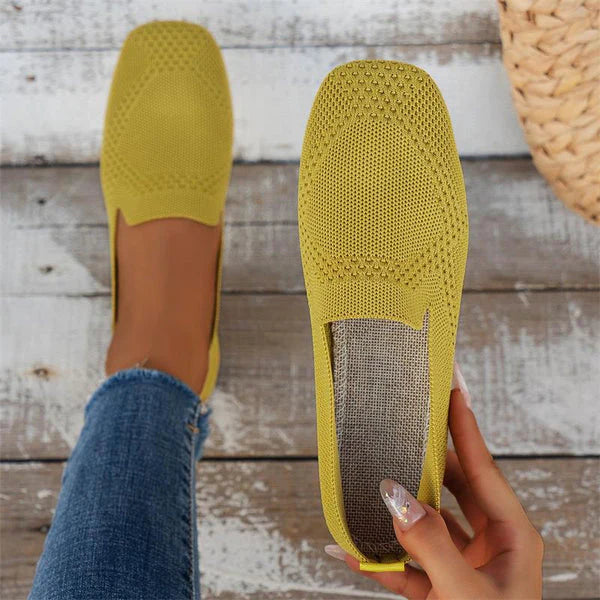 Claudia - sapatos planos não -deslizantes confortáveis ​​para mulheres com apoio ao pé do pé