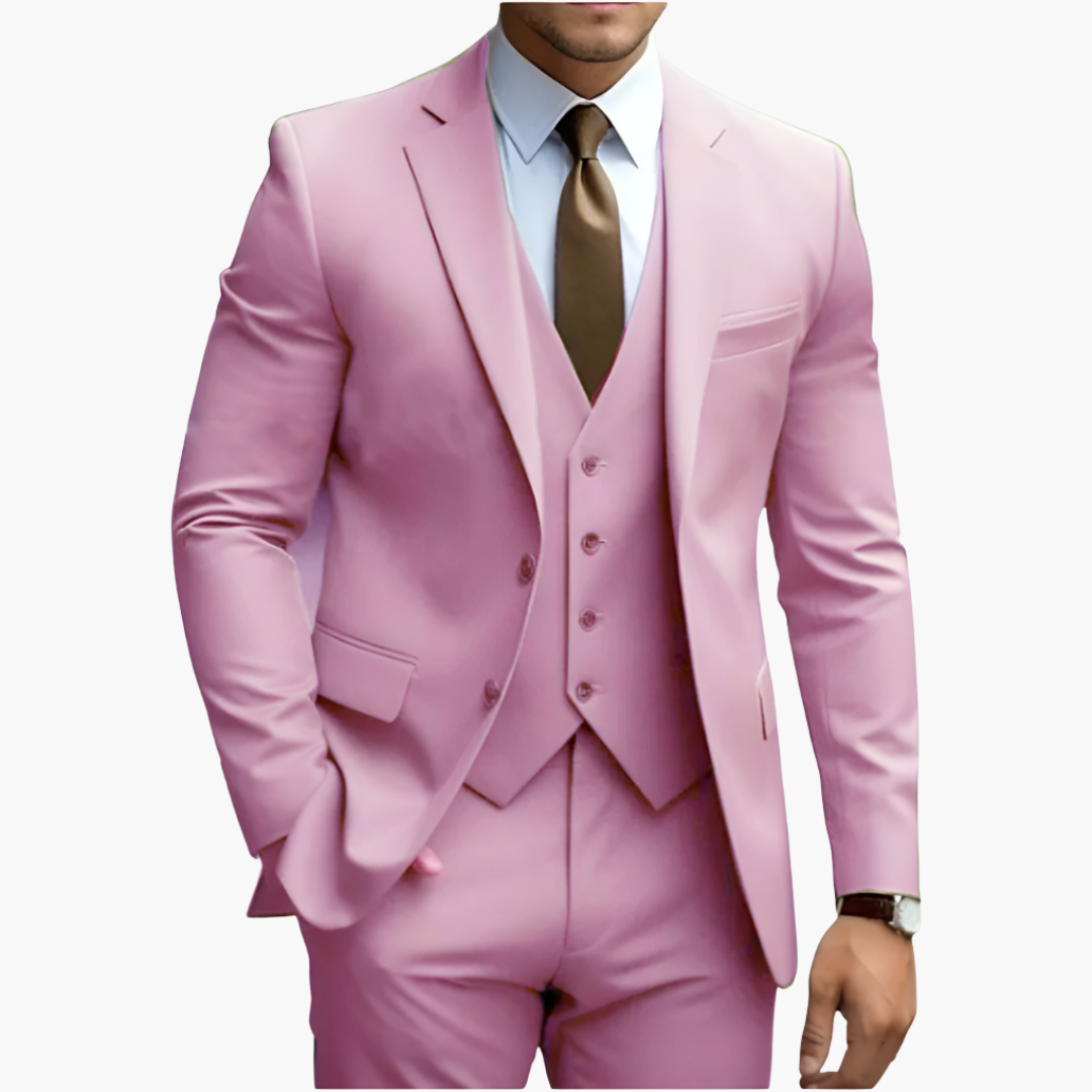 Élégant costume homme avec veste, gilet et pantalon