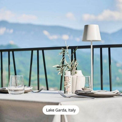 Lâmpada de mesa de LED à prova d'água com Alexa: design minimalista e controle de voz