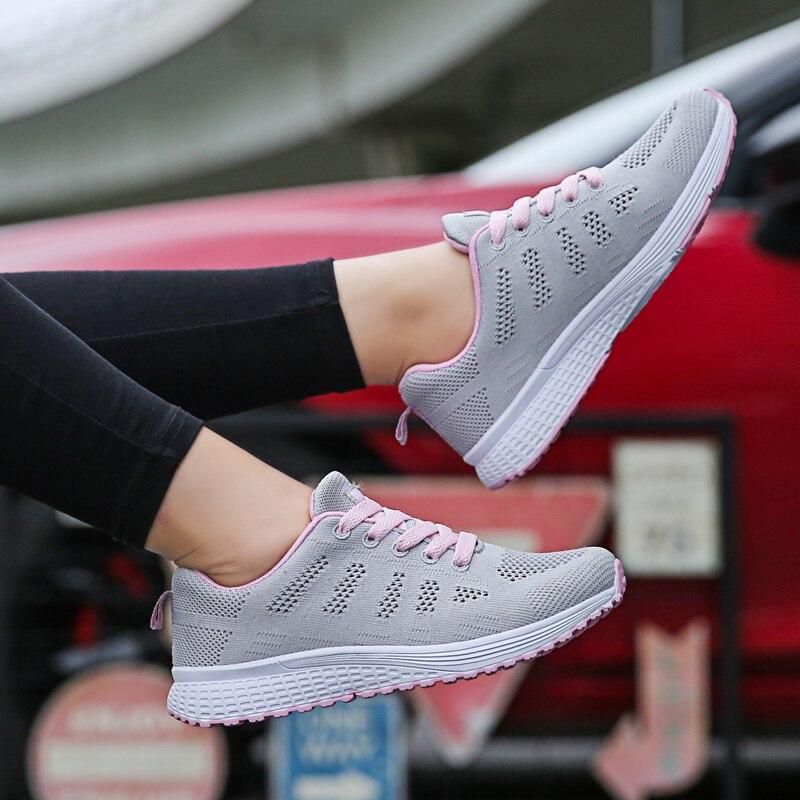 Sapatos de caminhada femininos