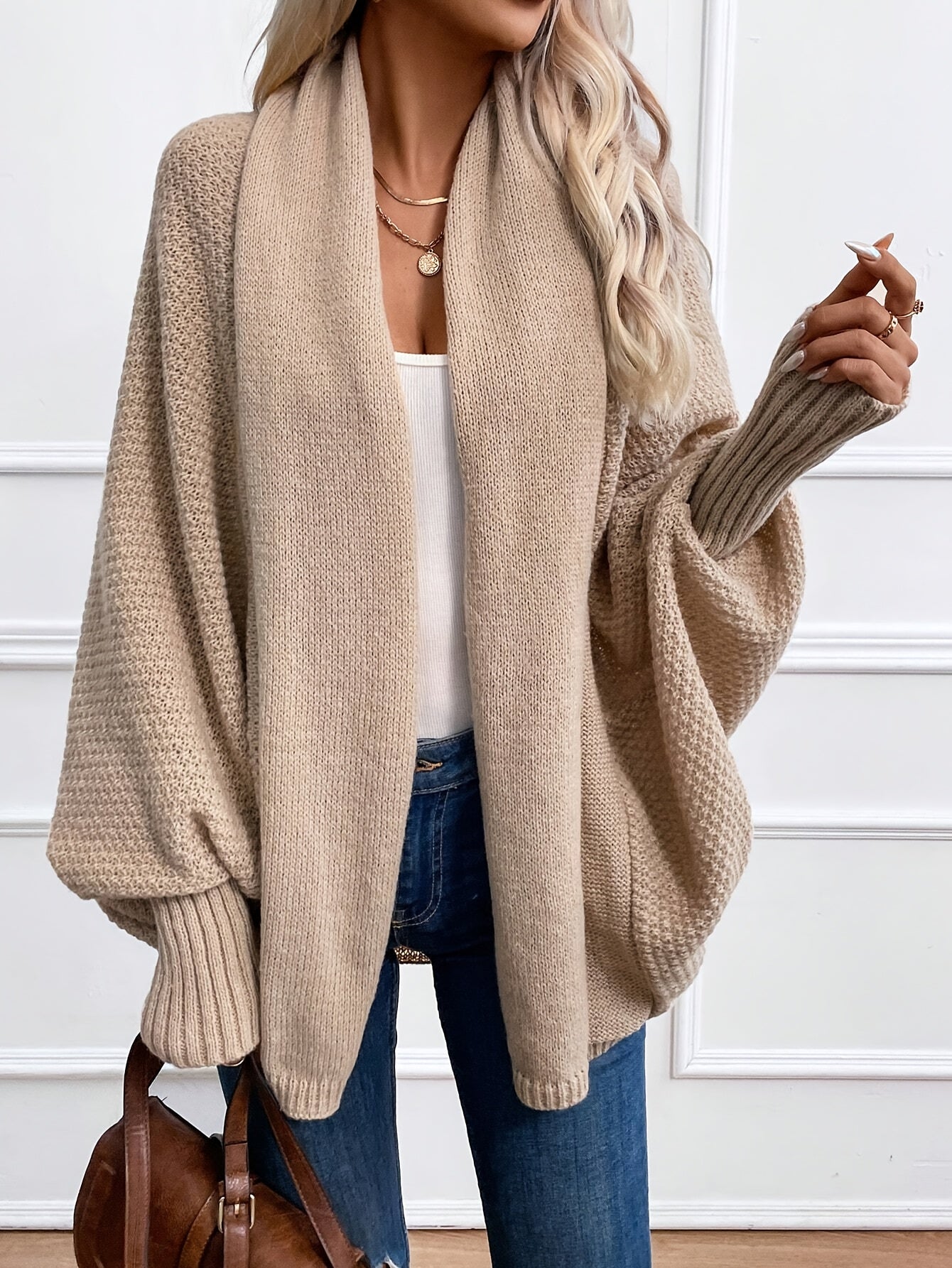 Elegante langärmelige Strickjacke aus Kaschmir für Frauen - perfekt für den Winter