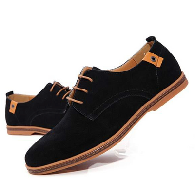 Sapatos masculinos com dedo do pé de amêndoa atemporal