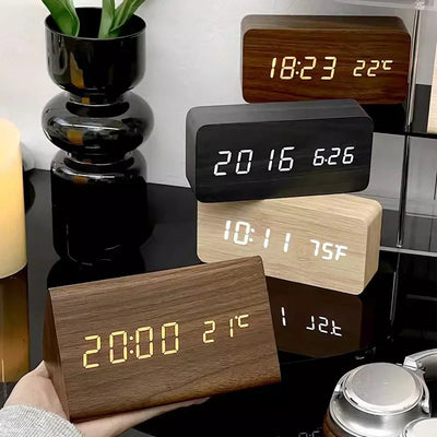 Réveil numérique en bois - écran LED, commande vocale, luminosité réglable