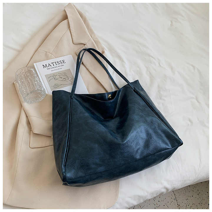 Aurora | Bolsa espaçosa e elegante para senhora