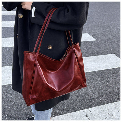 Aurora | Bolsa espaçosa e elegante para senhora