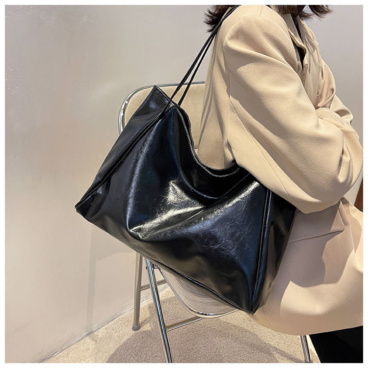 Aurora | Bolsa espaçosa e elegante para senhora