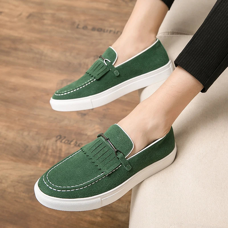 Mocassins elegantes de camurça para homens