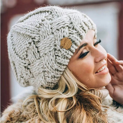 Gorro de malha suave e moderno