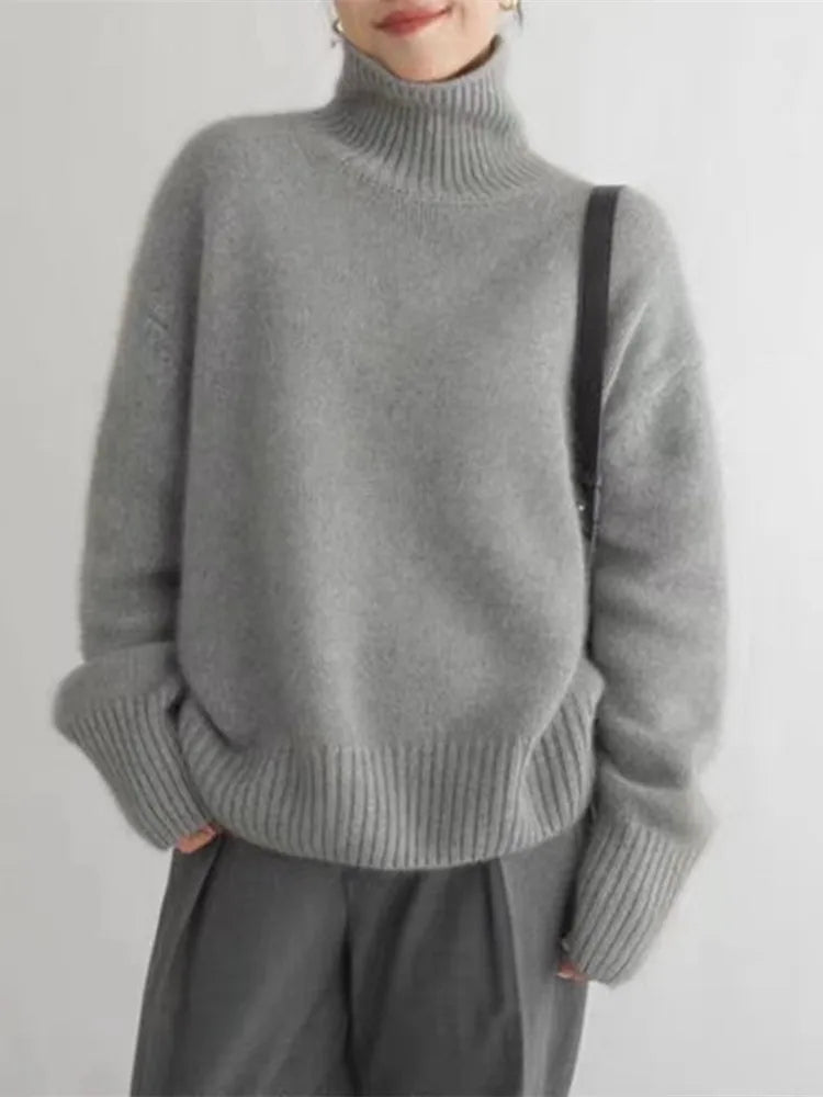 Jersey de pescoço alto e elegante e aconchegante