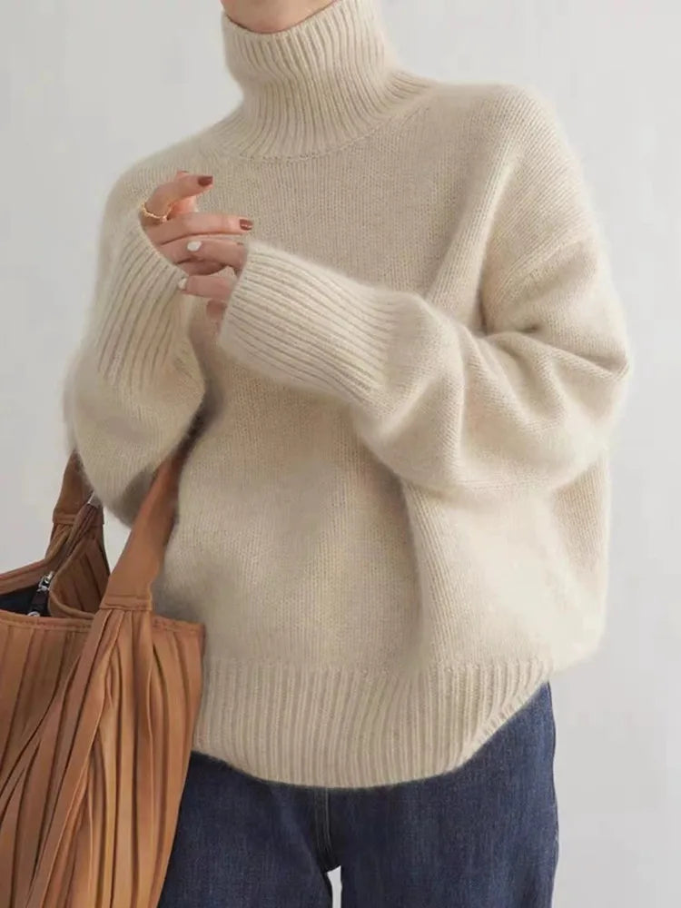 Jersey de pescoço alto e elegante e aconchegante