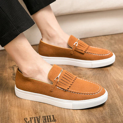 Mocassins elegantes de camurça para homens