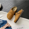 Coloque os sapatos de homem com fivela ajustável para todas as ocasiões