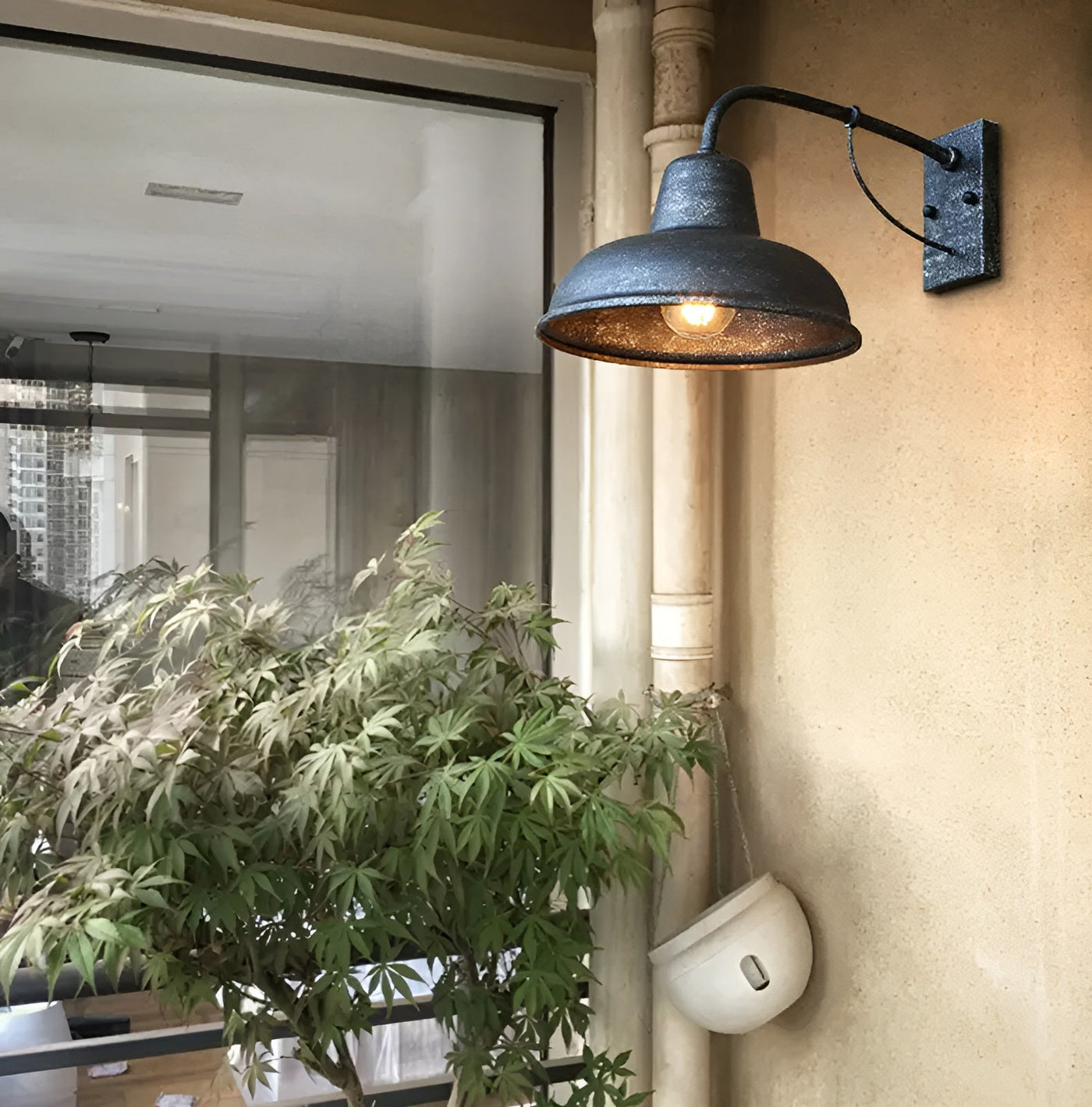 Aisle Fer Sconce - Antique vintage barn light - Aplique Industrial Negro