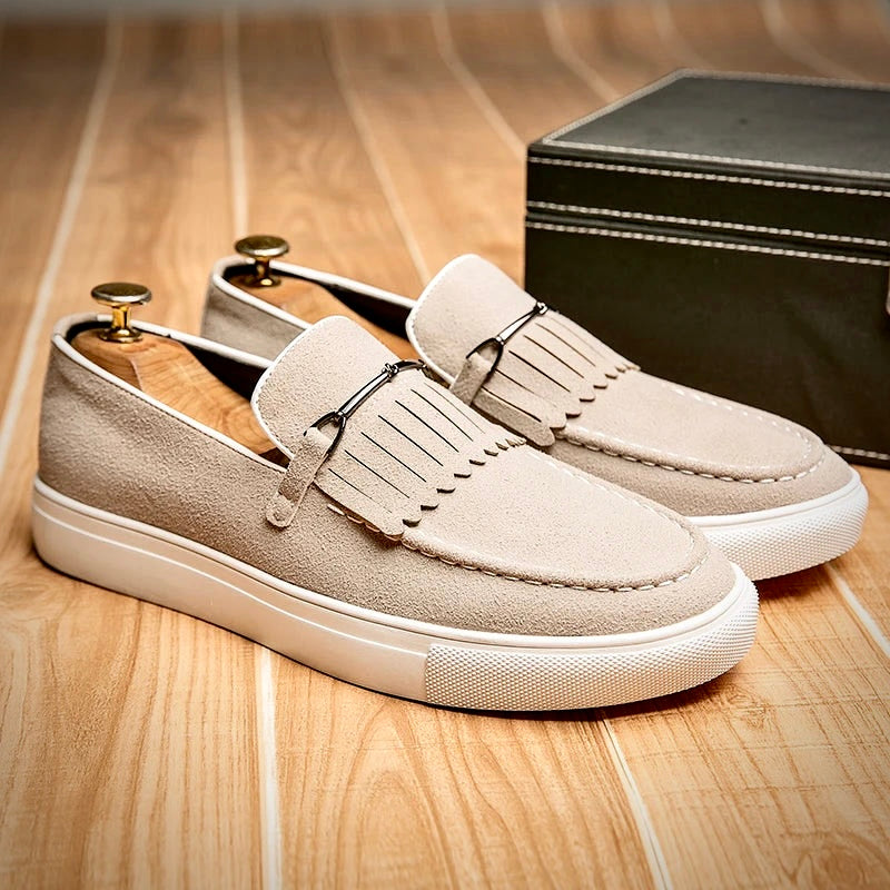 Mocassins elegantes de camurça para homens
