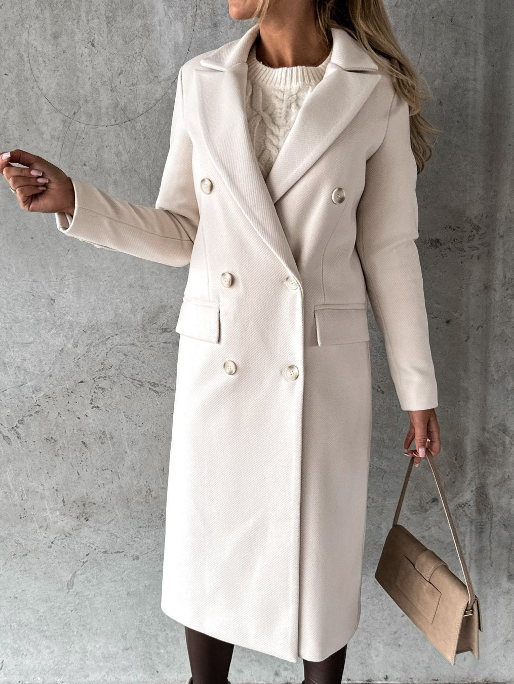Marina | Elegante casaco largo de mulher com um corte elegante