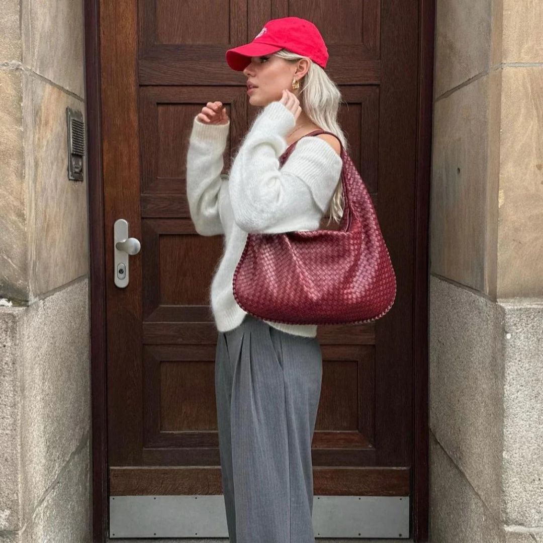 Bolsa de hobo estruturada para mulheres com bandole ajustável