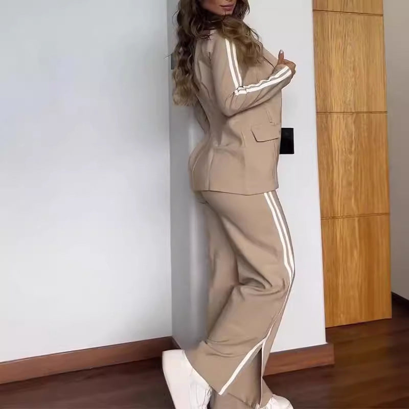 Elegetumoda | Táxos com uma aba e calça larga