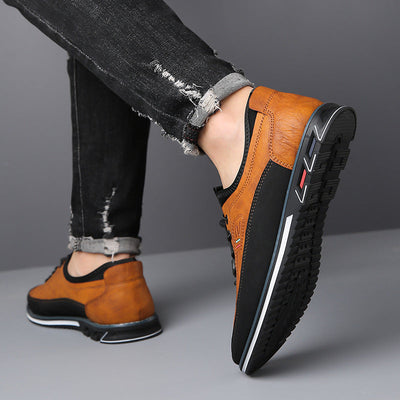 Sapatos de couro veganas casuais feitos à mão
