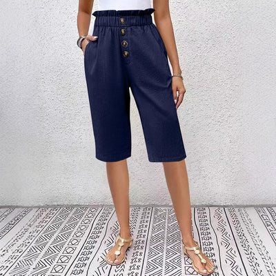 Bermuda feminina - corte holgado - cintura elástica - botões na frente - material leve